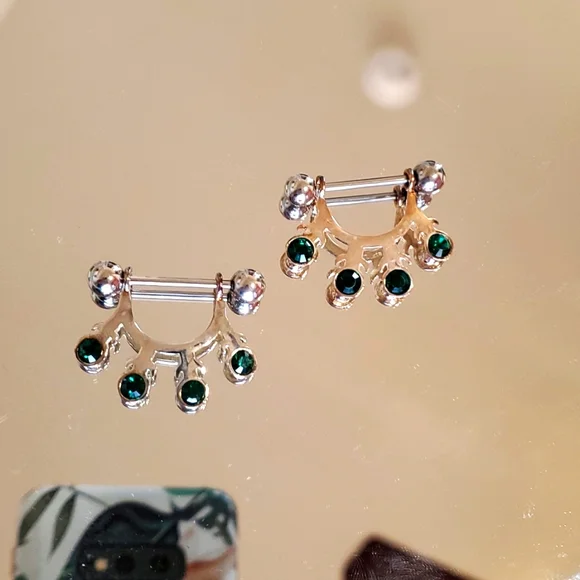 International Connection Body Jewelry Nipple Sheilds  NWOT - Picture 3 of 9